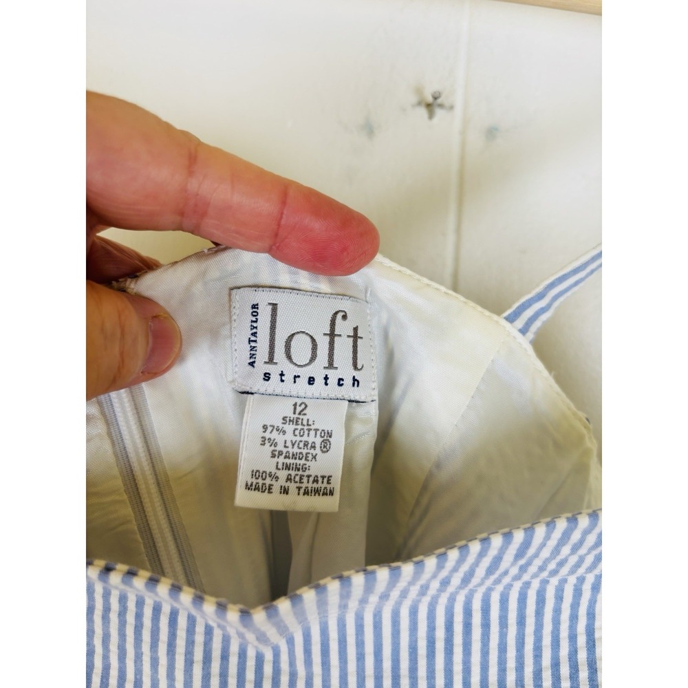 VTG Ann Taylor LOFT Blue White Striped Seersucker Sleeveless Dress Sz 12 Lined - Picture 2 of 10
